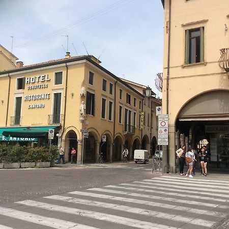 Hotel Donatello Падуа Екстериор снимка