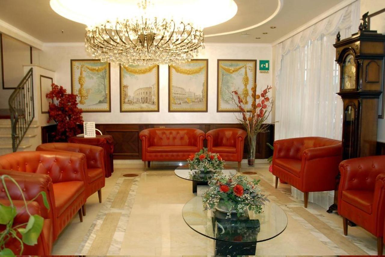 Hotel Donatello Падуа Екстериор снимка