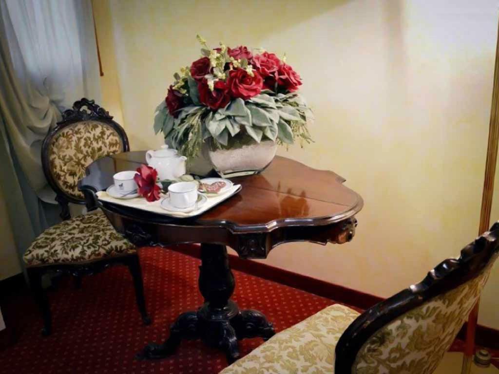 Hotel Donatello Падуа Екстериор снимка