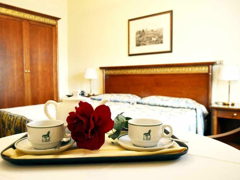Hotel Donatello Падуа Екстериор снимка